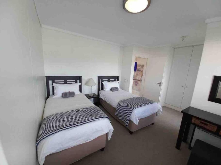 Waterfront - 1 South Quay Lovely Two Bed On Water Knysna Extérieur photo